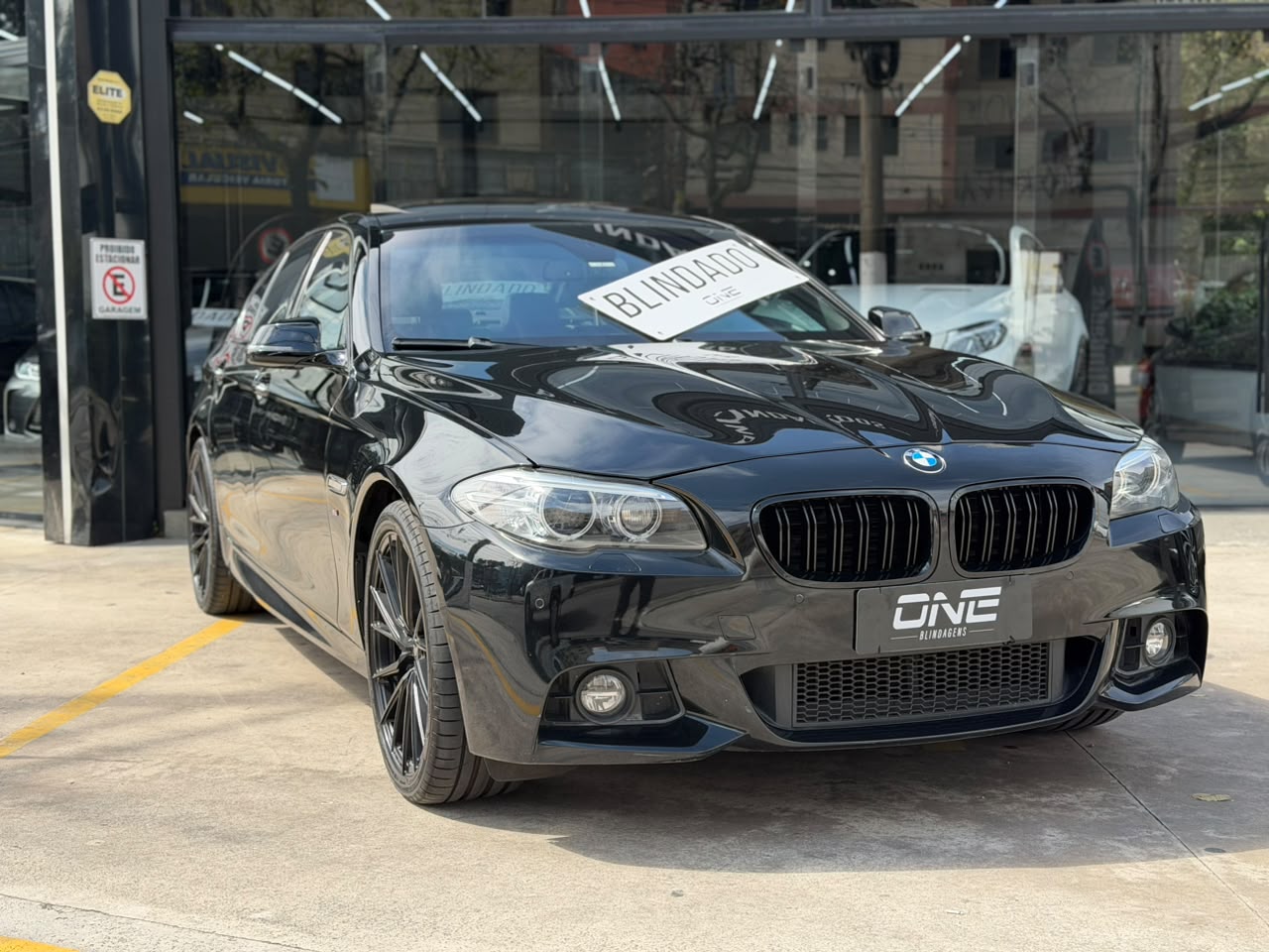 BMW 535i